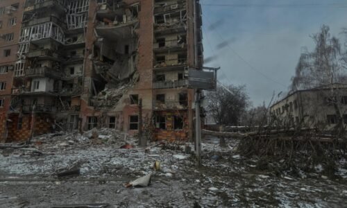 Rusko chce dlhodobú mierovú dohodu, nie rýchle prímerie podporované USA, tvrdí Lavrovov námestník