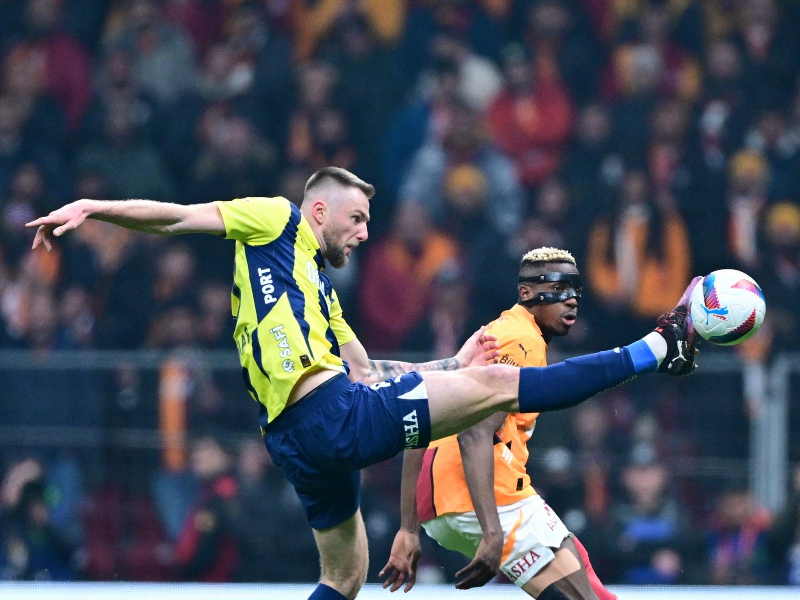 Škriniar ubránil vo veľkom derby aj útočné esá rivala. Bojovník, čo nadväzuje na odkaz Škrtela, vraví odborník Škriniar ubránil vo veľkom derby aj útočné esá rivala. Bojovník, čo nadväzuje na odkaz Škrtela, vraví odborník