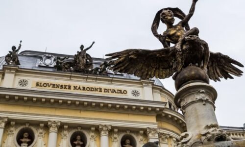 Slovenští herci z ND popíchli vládu: Jsme ovládáni z Ruska, přijímáme instrukce od Gogola