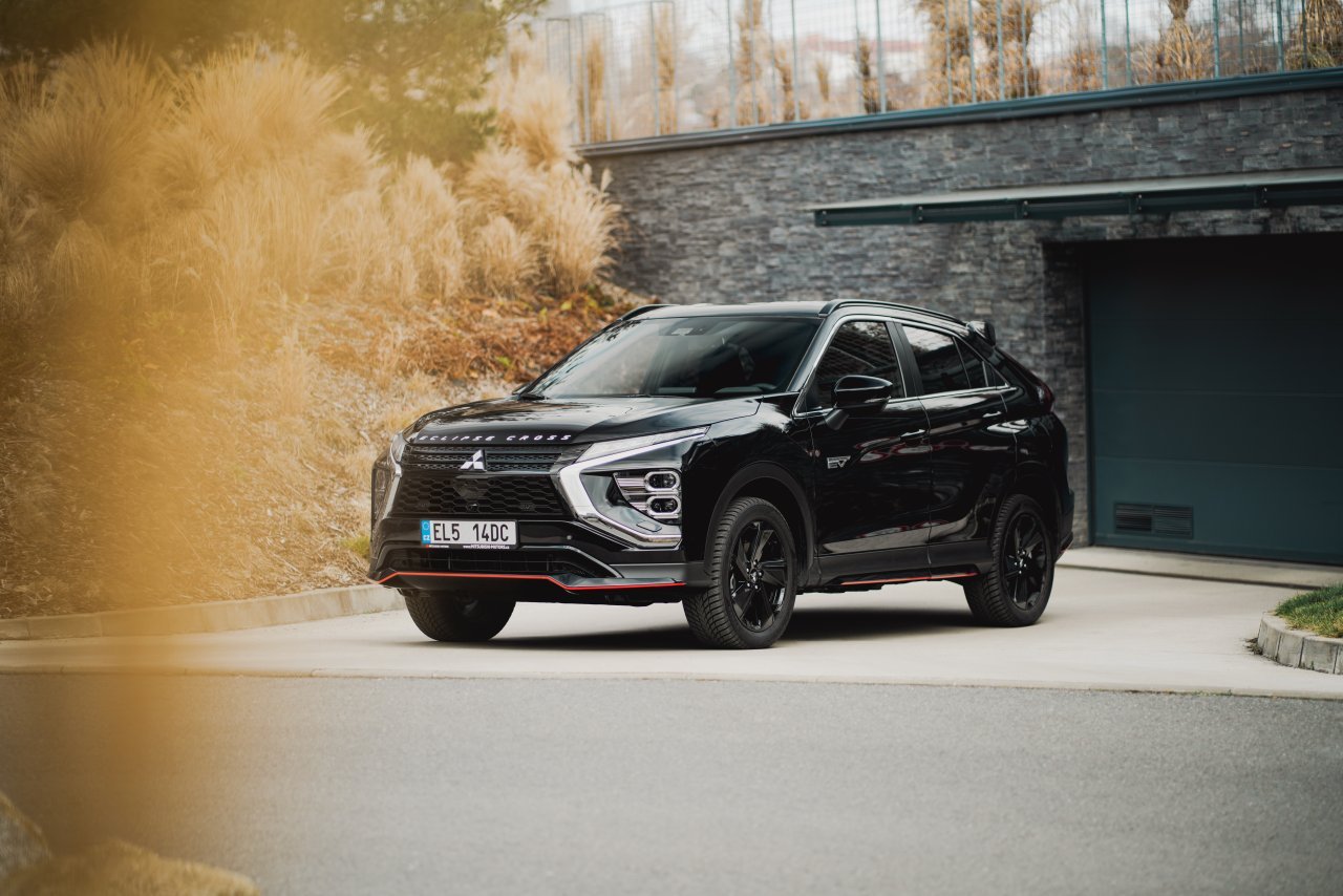 Mitsubishi láka na dlhú záruku, svojim autám poriadne veria! Mitsubishi láka na dlhú záruku, svojim autám poriadne veria!