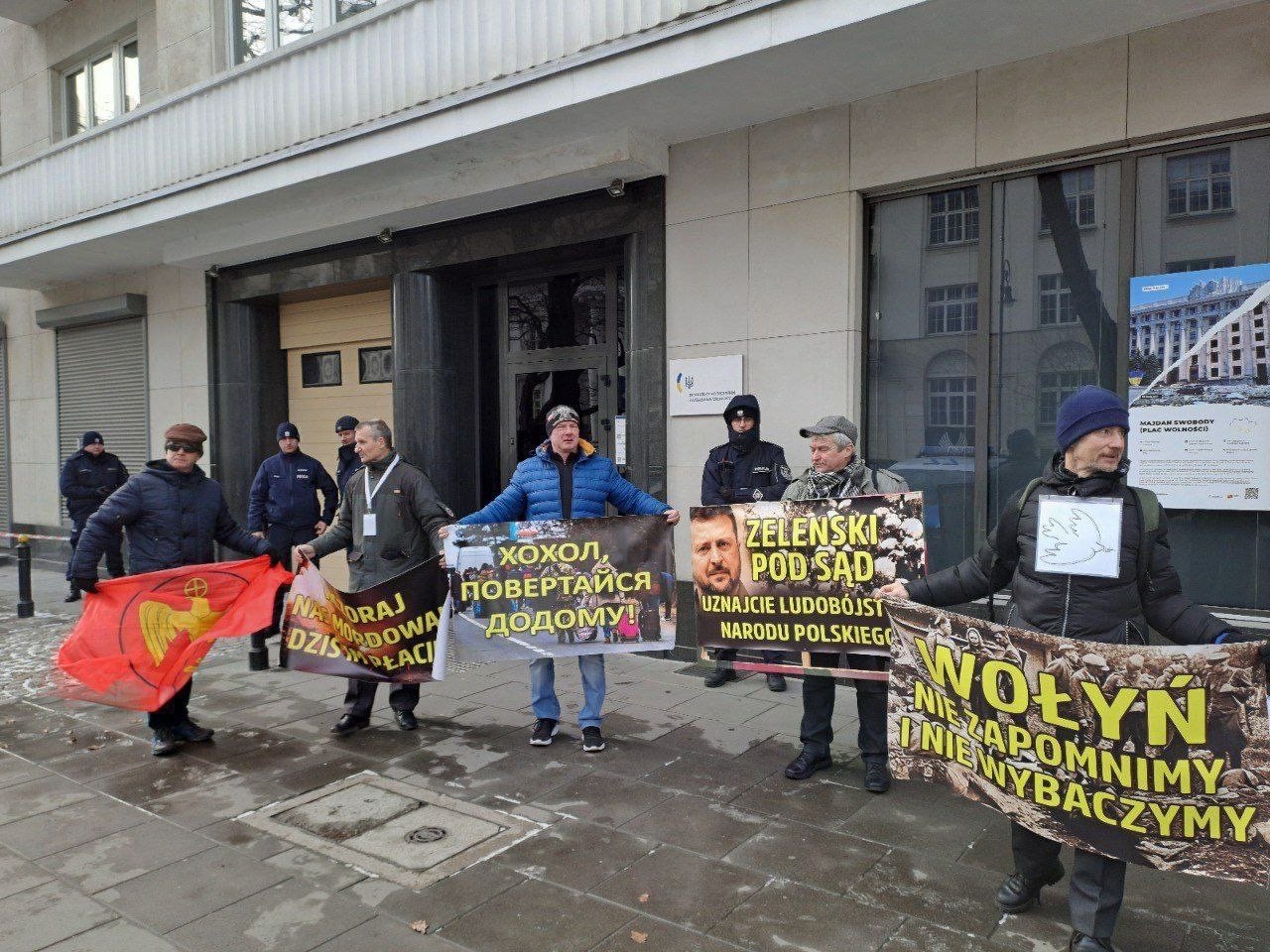 V Poľsku sa na výročie volyňského masakru konalo protestné zhromaždenie
