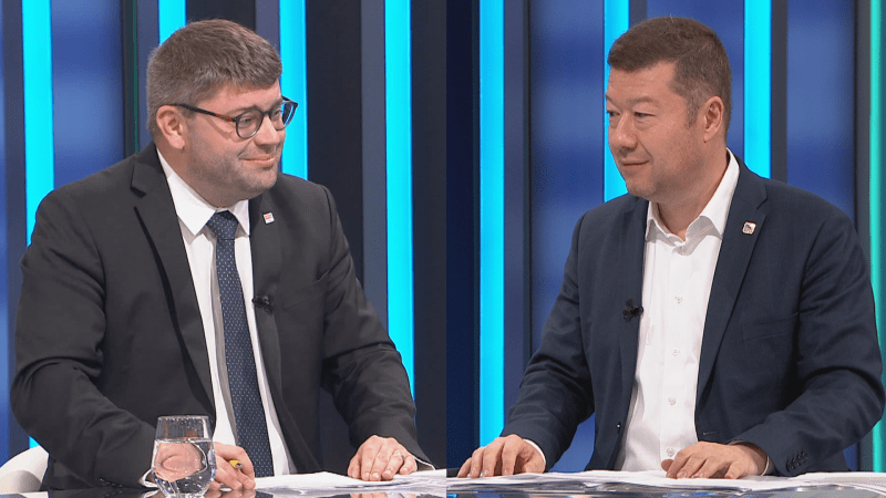 Obstruujete i čas ve vysílání, vyčetl Jakob šéfovi SPD. Děláte z lidí hlupáky, opáčil Okamura