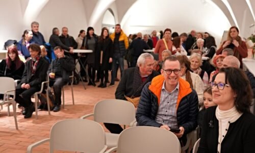 Vernisáž výstavy Adžany Modlitbovej a Daniela Benkiča v Kaštieli Modra, 6.2.2025