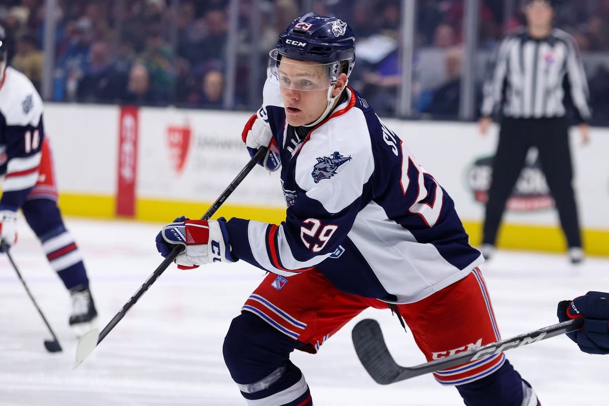Sýkorov trejd si vymyslel fanúšik. O debute v NHL s ním nikto z klubu nekomunikuje