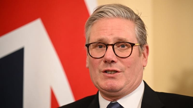 Británie je ochotna nasadit své vojáky na Ukrajině, uvedl premiér Starmer Británie je ochotna nasadit své vojáky na Ukrajině, uvedl premiér Starmer