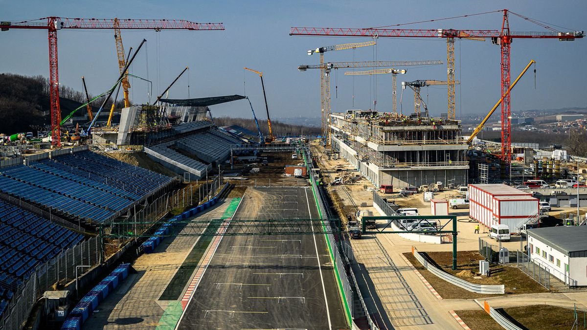 FOTO Rekonštrukcia Hungaroringu naberá na obrátkach. Pozrite si aktuálne zábery z okruhu FOTO Rekonštrukcia Hungaroringu naberá na obrátkach. Pozrite si aktuálne zábery z okruhu