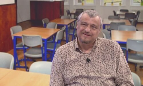 Oběd do stovky? Popularita „tácovek“ v Česku roste. Expert objasnil tajemství jejich úspěchu