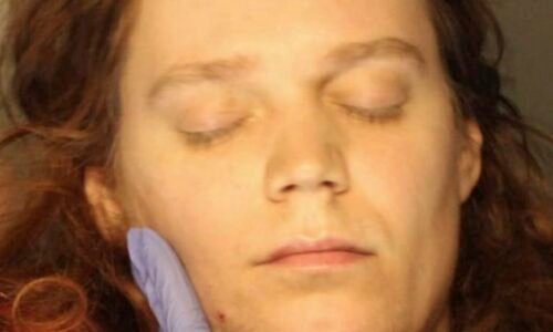 Vůdkyně vraždícího kultu složeného z veganů a ajťáků zatčena. V USA kolem gangu umírali lidé