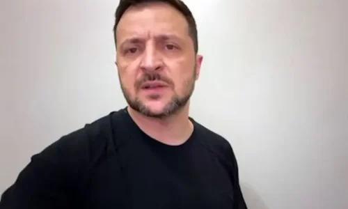 Zelenskyj vylúčil Ukrajinu z rokovaní vlastným dekrétom a teraz sa sťažuje že sa Trump a Putin dohodnú bez neho