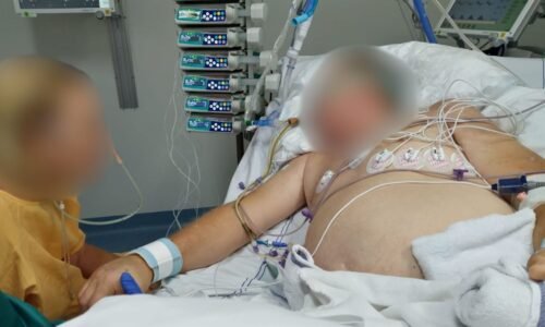 Nizozemský pár popisuje, jak jen šťastnou náhodou přežil nemocniční covidové protokoly