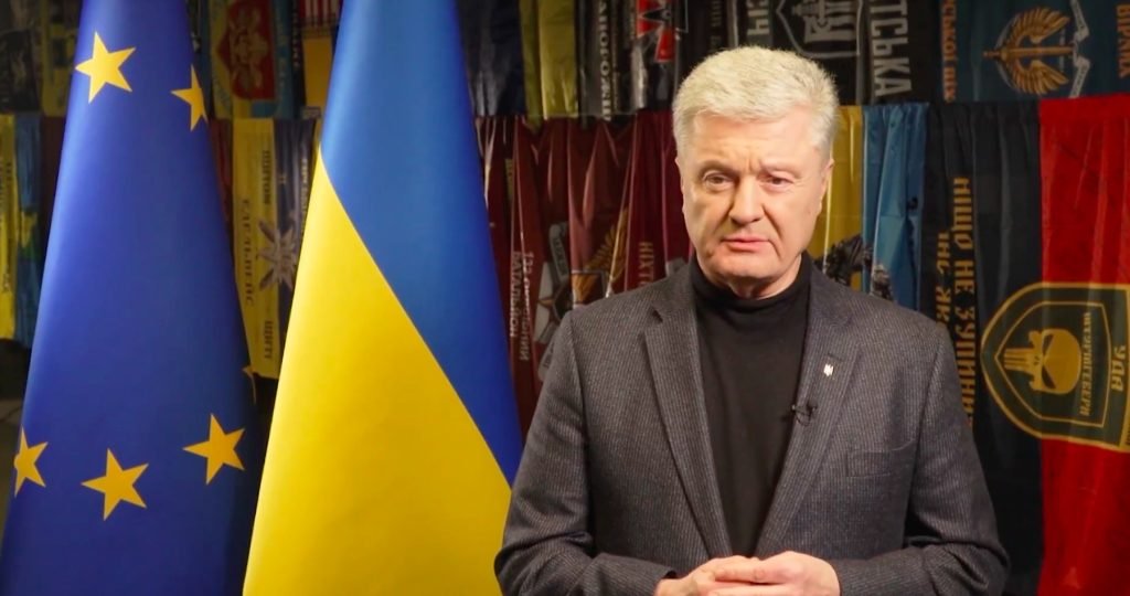 Zelenskyj podpísal výnos o uvalení sankcií na svojho predchodcu Porošenka. Ten ukrajinského prezidenta obvinil z podkopávania národnej jednoty Zelenskyj podpísal výnos o uvalení sankcií na svojho predchodcu Porošenka. Ten ukrajinského prezidenta obvinil z podkopávania národnej jednoty