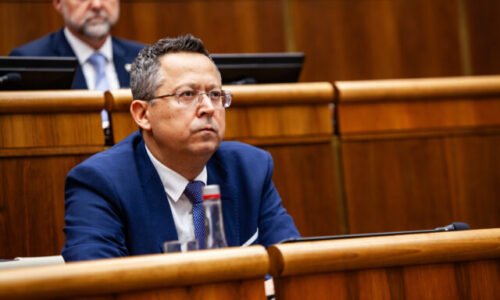 334443_66fe6c378237b786573268-640x420.jpg Kto bude ďalším guvernérom NBS? Minister Kamenický zatiaľ neprezradil, či by stál o túto pozíciu