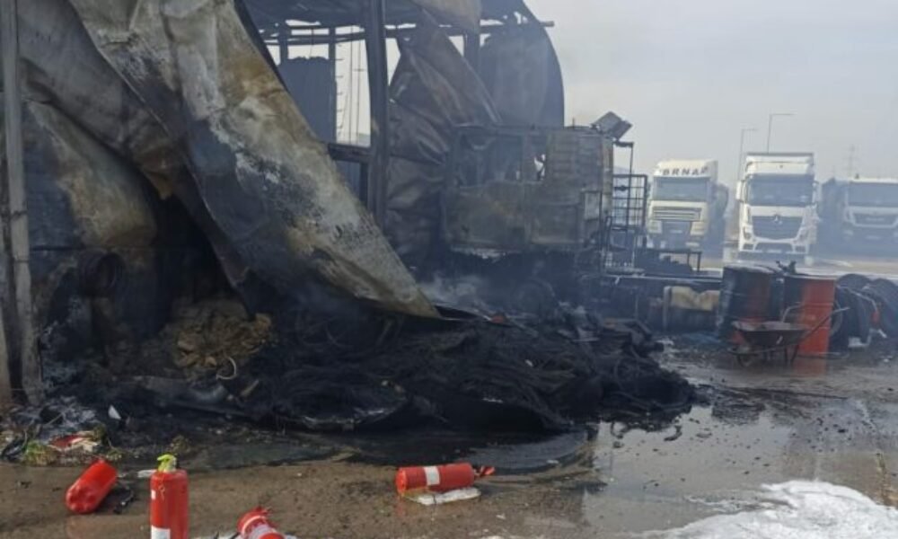 V Bratislave horela hala na Opletalovej ulici, vznikla takmer pol miliónová škoda na majetku