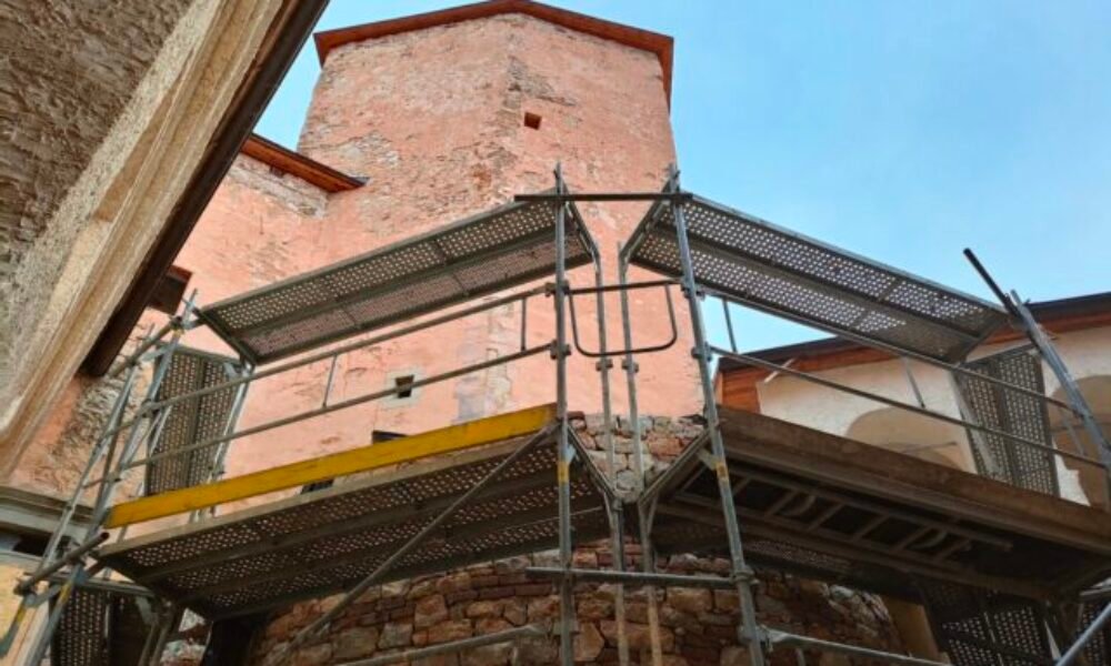 Ani po 13 rokoch nie je obnova Krásnej Hôrky zavŕšená, riešia viaceré stavebné problémy – FOTO