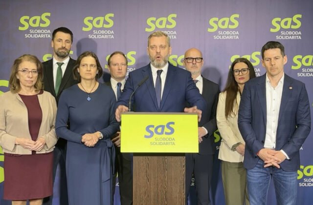 347641_sni-mka-obrazovky-2025-03-12-o-14.08.02-640x420.jpg Ak Susko zasiahne v prospech Kaľavského, pôjde o škandalózne zneužitie moci, tvrdia liberáli – VIDEO
