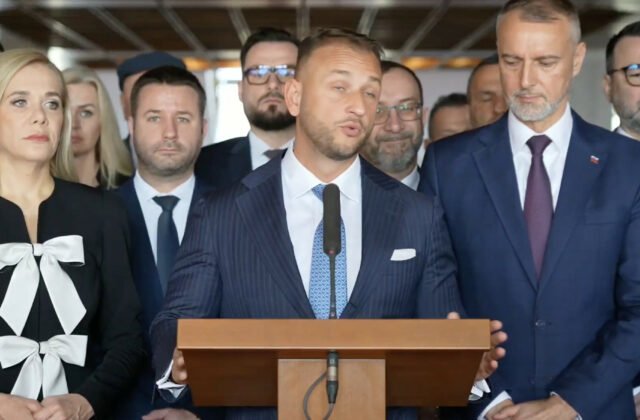 365450_sni-mka-obrazovky-2025-03-27-o-12.32.34-640x420.jpg Vláda je po kríze posilnená a pripravená pracovať pre ľudí, Hlas chce riešiť aj ceny energií – VIDEO