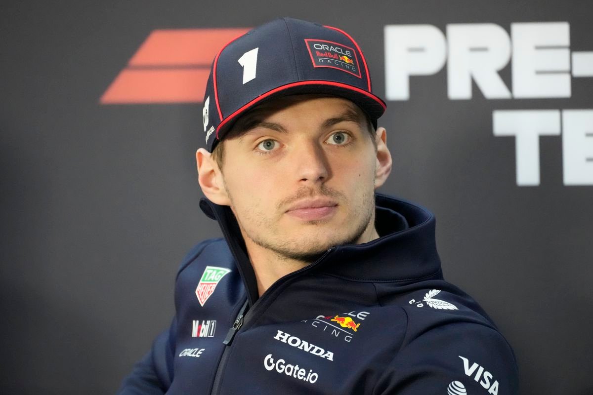 Bývalý majster sveta naložil Red Bullu aj Verstappenovi: Bude plakať ako malé dieťa