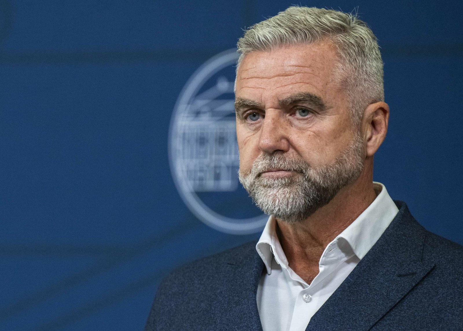 Gašpar: Vyšetrovací tím zatiaľ začal jedno trestné stíhanie v súvislosti s darovaním techniky na Ukrajinu