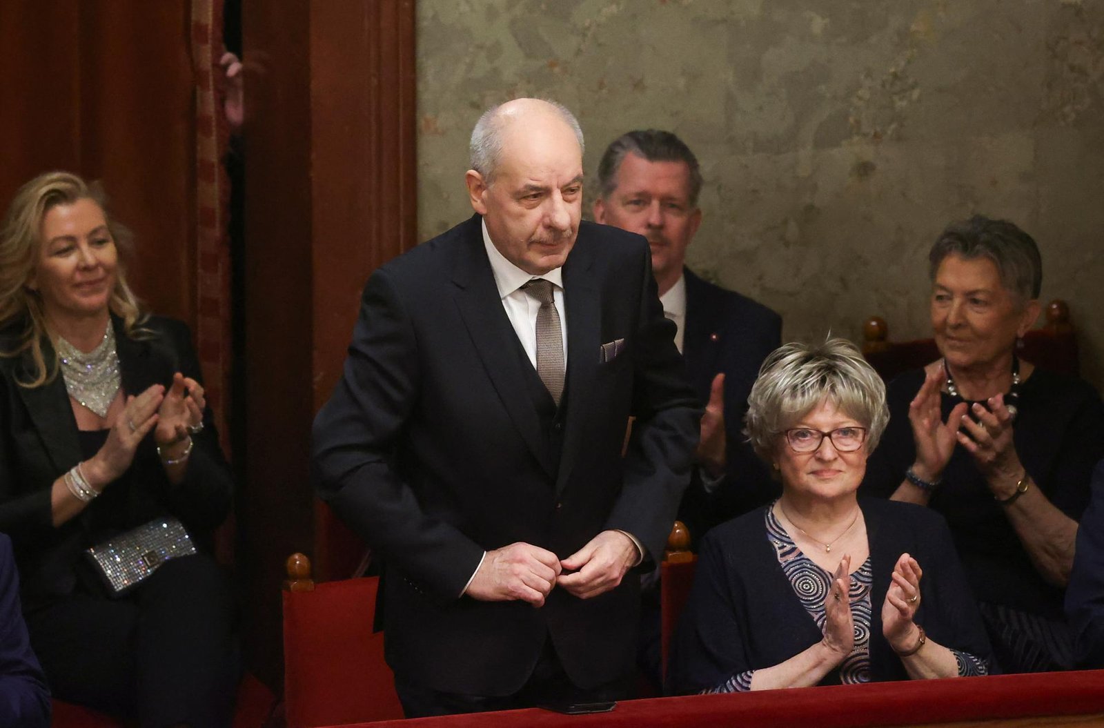 Maďarský prezident Sulyok zdôvodnil podpísanie zákona proti pochodu Pride, argumentuje právnym konfliktom Maďarský prezident Sulyok zdôvodnil podpísanie zákona proti pochodu Pride, argumentuje právnym konfliktom