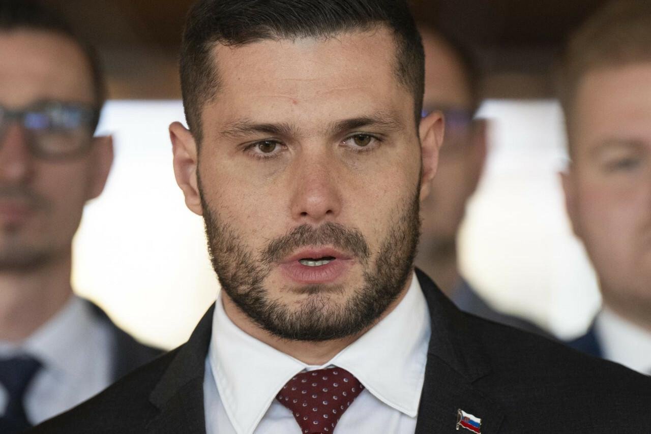 Poslanec Smeru Glück: Ukrajina nie je pre Slovensko spoľahlivým susedom ani partnerom