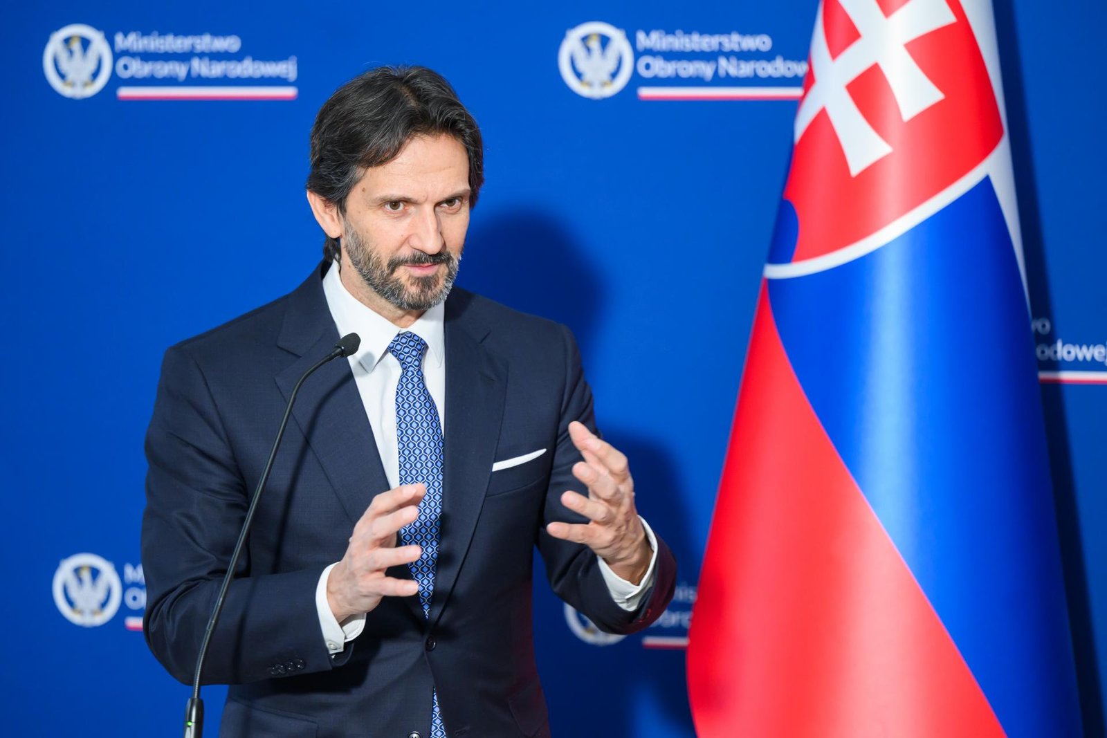 Kaliňák reagoval na kauzu okolo vily v Chorvátsku. Tvrdí, že Remišová zneužila svoju funkciu