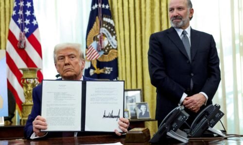 Trumpove clá na dovoz áut udelia silnú ranu európskym výrobcom Trumpove clá na dovoz áut udelia silnú ranu európskym výrobcom