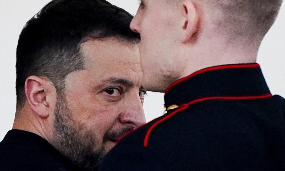 Trumpov tím tajne rokuje s možnými rivalmi Zelenského, píše Politico. V hre má byť Tymošenková či Porošenko