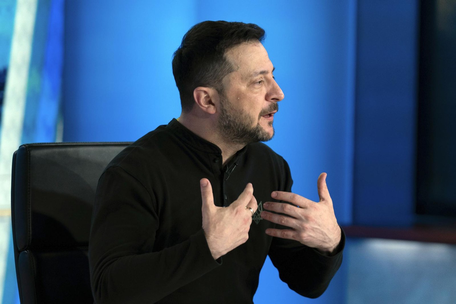 Ukrajinskí opoziční lídri Tymošenková a Porošenko odmietajú konanie prezidentských volieb v čase vojny Ukrajinskí opoziční lídri Tymošenková a Porošenko odmietajú konanie prezidentských volieb v čase vojny