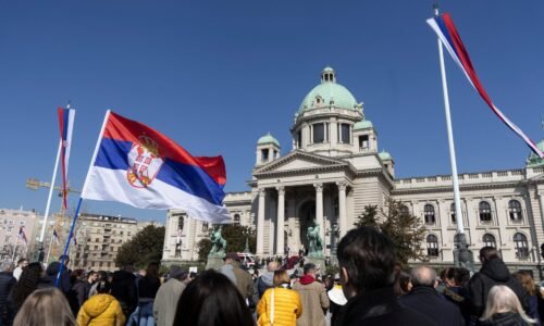 Prokuratúra v Srbsku preveruje protest opozičných poslancov v parlamente Prokuratúra v Srbsku preveruje protest opozičných poslancov v parlamente