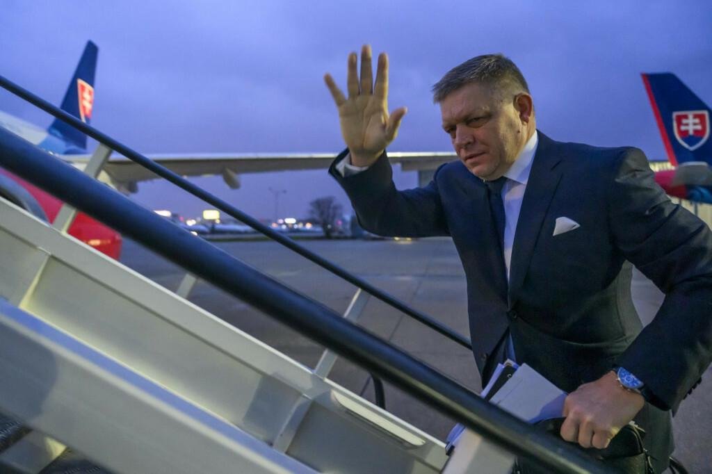 Členské štáty uznali, že zrušenie tranzitu cez Ukrajinu ohrozuje celú Úniu, povedal Fico po samite Členské štáty uznali, že zrušenie tranzitu cez Ukrajinu ohrozuje celú Úniu, povedal Fico po samite