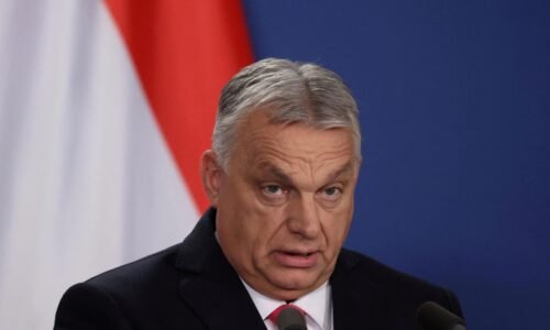 Orbán pricestoval do Kisbajcsu, kde vypukla slintačka a krívačka