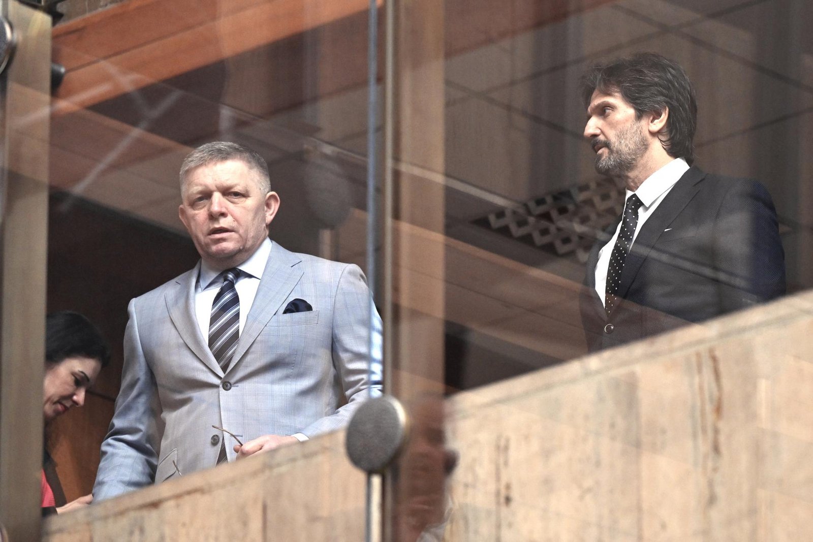 Prieskum AKO: Smer sa doťahuje na Progresívcov, Danko stále mimo parlamentu Prieskum AKO: Smer sa doťahuje na Progresívcov, Danko stále mimo parlamentu