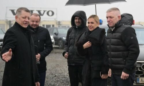 Tender na cesty a koľaje okolo Volva je vo finále. Megazákazku má na dosah združenie troch známych hráčov Tender na cesty a koľaje okolo Volva je vo finále. Megazákazku má na dosah združenie troch známych hráčov