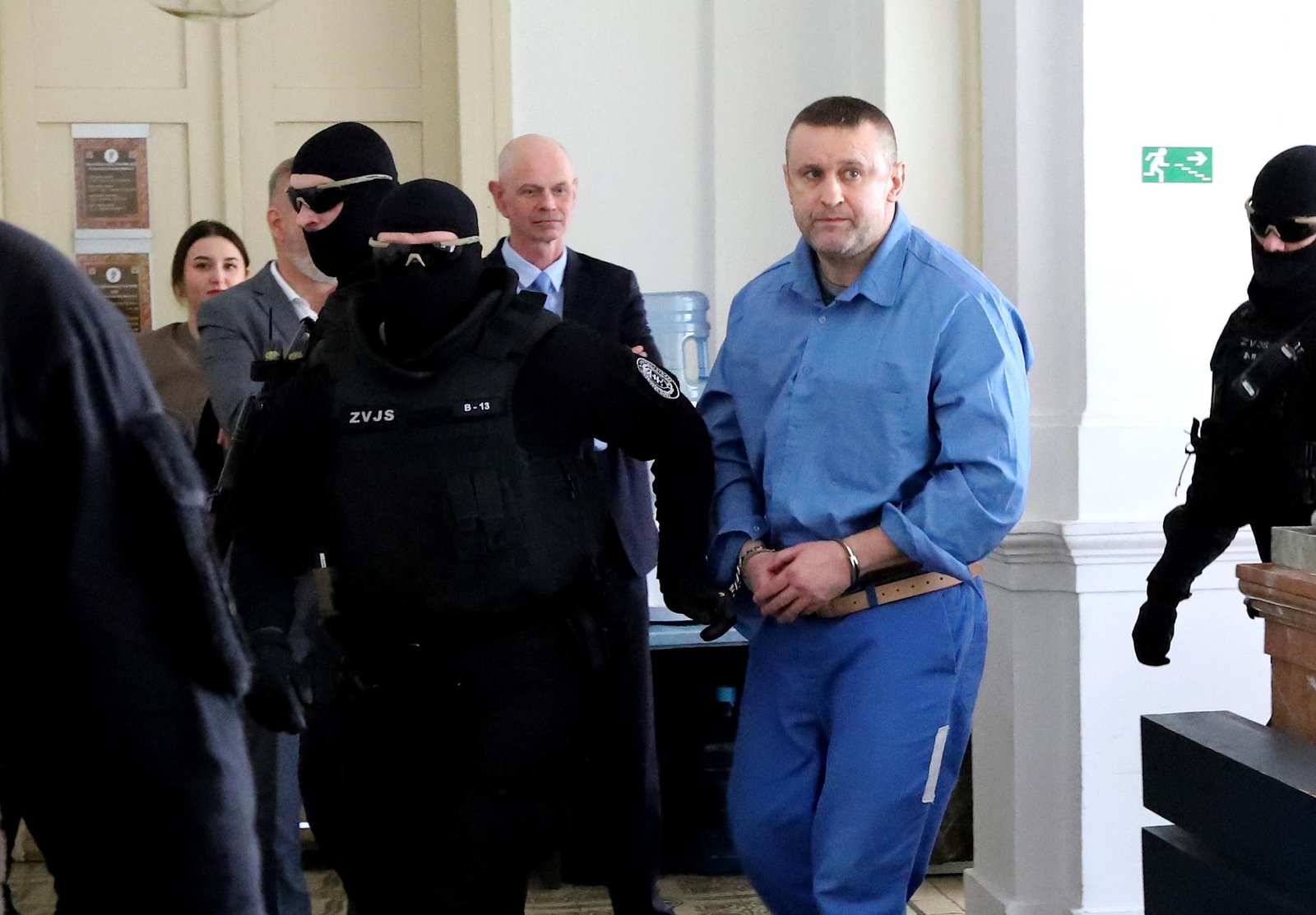 Ondrejčákovi alias "Piťovi" povolil špecializovaný súd obnovu konania, zostal bez trestu a zobrali ho do väzby Ondrejčákovi alias „Piťovi“ povolil špecializovaný súd obnovu konania, zostal bez trestu a zobrali ho do väzby