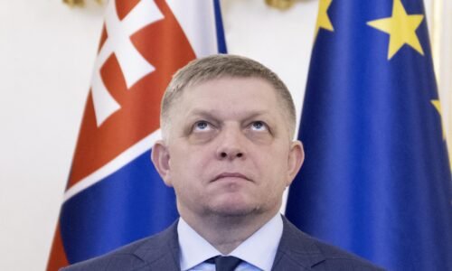 Politici reagujú na Kvietikovo úmrtie: Podľa Fica bol skutočným umelcom, Šimkovičová hovorí o živom odkaze Politici reagujú na Kvietikovo úmrtie: Podľa Fica bol skutočným umelcom, Šimkovičová hovorí o živom odkaze