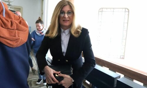 Vláda odvolala Matečnú z postu štátnej tajomníčky na envirorezorte. Je to súčasť konsolidácie, povedal Huliak