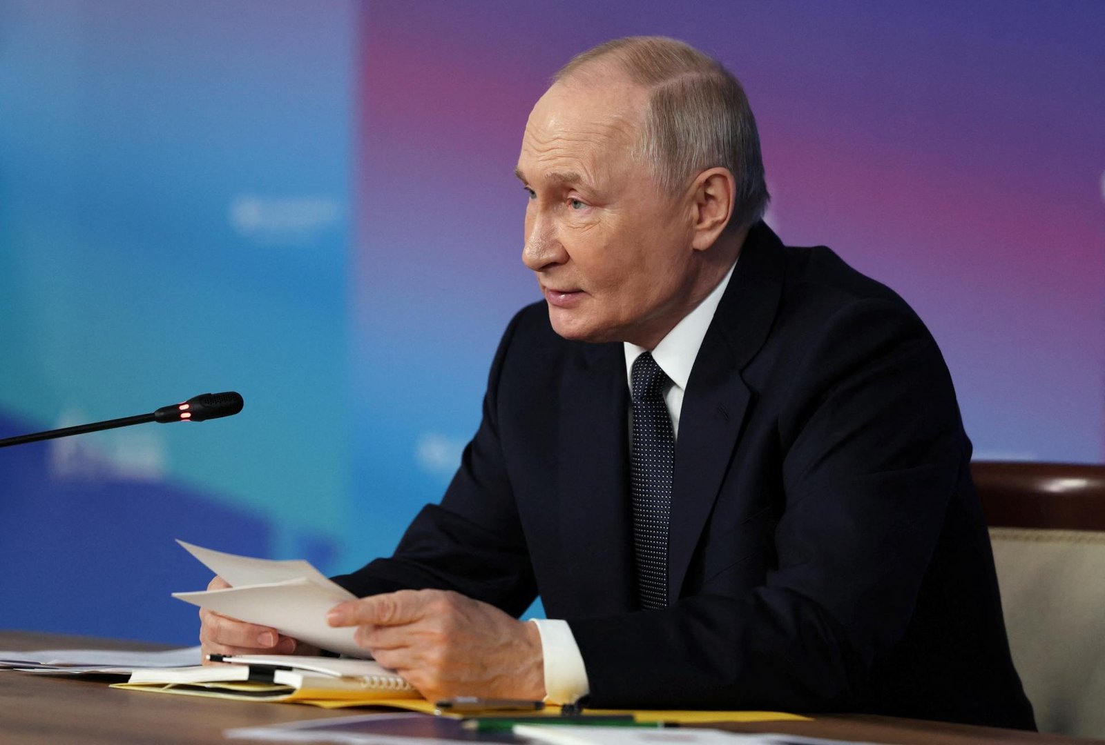 Geopolitická rivalita v Arktíde rastie, spolupráca je však možná, povedal Putin k plánom Donalda Trumpa
