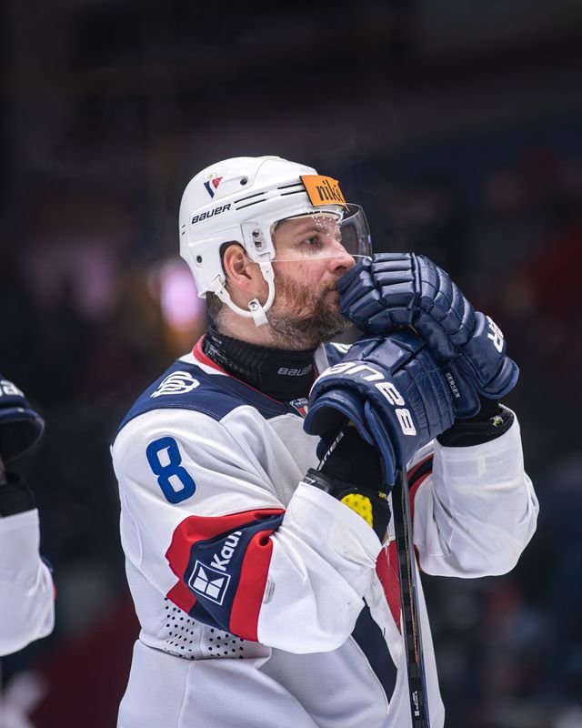 Slovan ukončil historicky najhoršiu sezónu. Pokazili sme si to sami, znie z klubu
