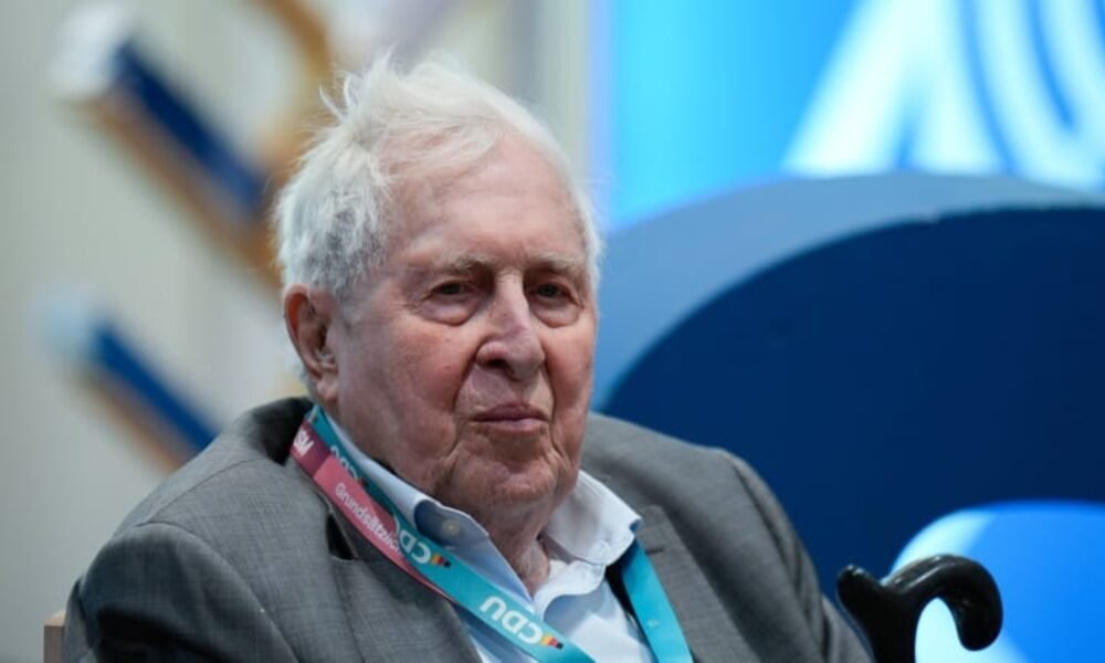 Zemřel bývalý německý politik Bernhard Vogel. Jako jediný byl premiér na západě i východě