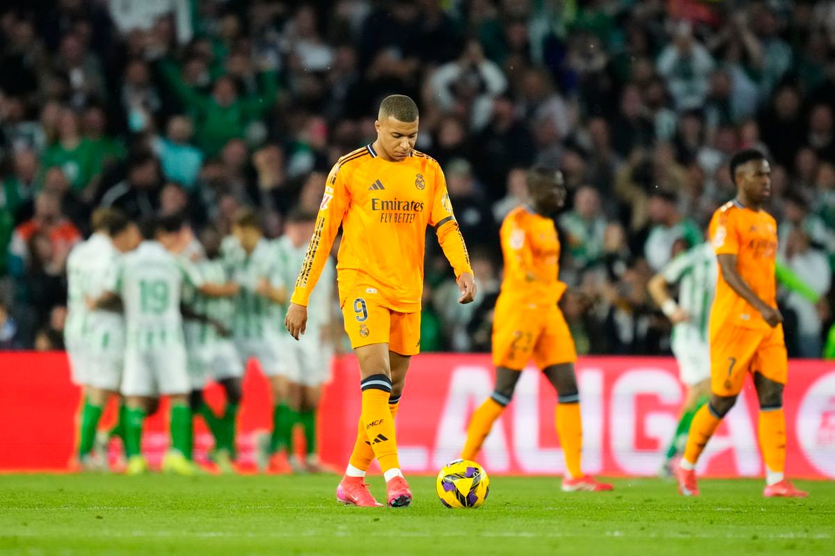 Real Madrid prekvapivo zaváhal a nevyužil možnosť ísť do čela, potopil ho jeho bývalý hráč Real Madrid prekvapivo zaváhal a nevyužil možnosť ísť do čela, potopil ho jeho bývalý hráč