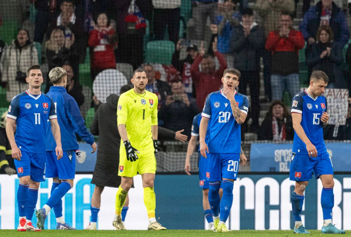 Veľké sklamanie. Slováci reagujú na prehru so Slovinskom: Smútime. Obraz hry bol mätúci