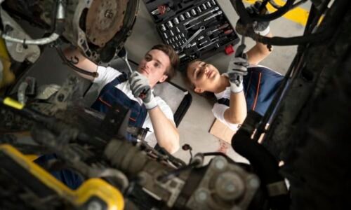 Nejžádanější nematuritní obory PŘEHLEDNĚ: Nápor je u automechaniků, o pekaře děti nestojí