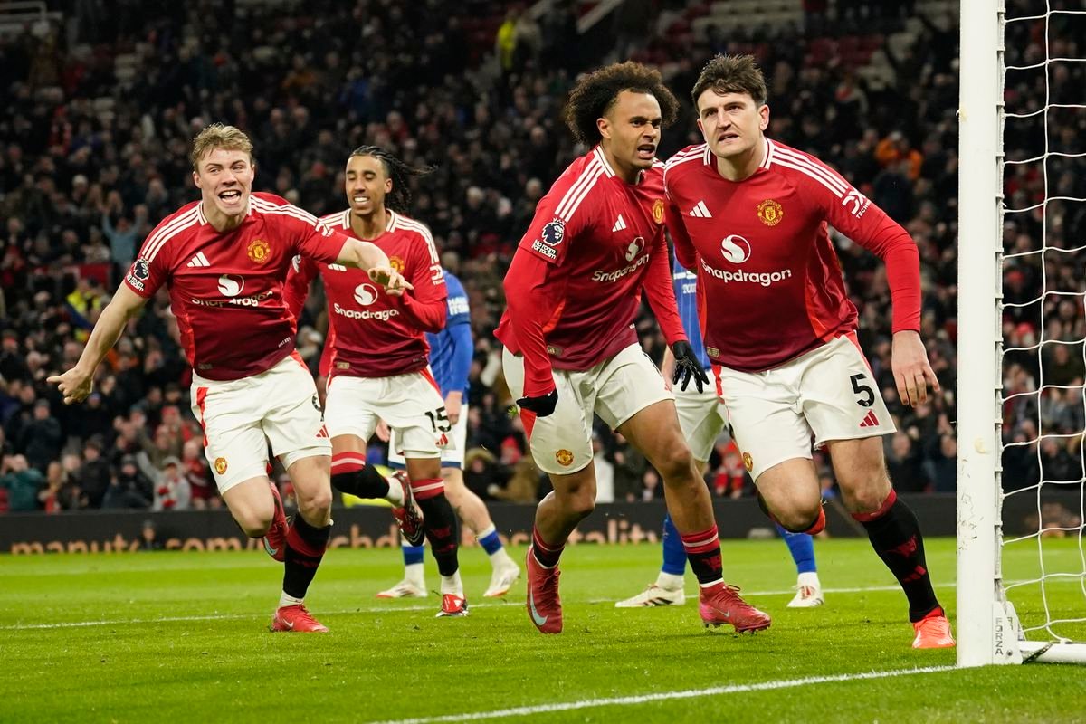 Šetrenie Manchestru United pocítia aj hráči. Zmluvy budú založené na výkonoch Šetrenie Manchestru United pocítia aj hráči. Zmluvy budú založené na výkonoch