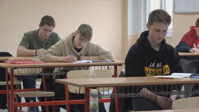 Stát chce zatočit se „syndromem nemocných budov“. Školám dá 100 milionů na řízené větrání