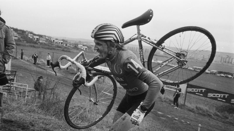 Zemřel známý slovenský cyklista Peter Hric. Závodil na olympiádě, přivezl medaili z MS Zemřel známý slovenský cyklista Peter Hric. Závodil na olympiádě, přivezl medaili z MS