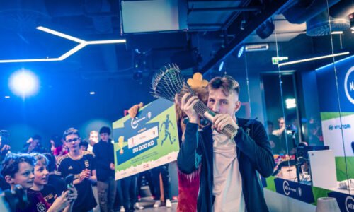 Drama do poslední penalty. Virtuálnímu fotbalu vládne baníkovec, nejpoctivější byl sparťan