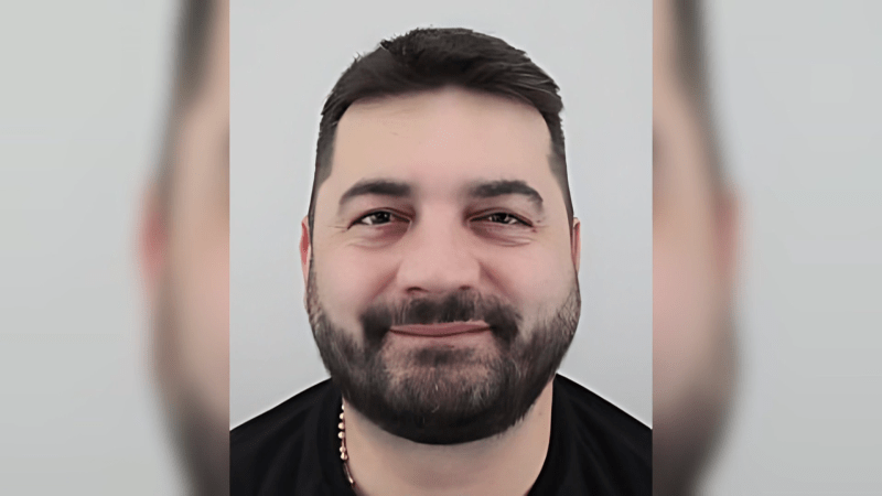 Nebezpečný cizinec policii stále uniká. V centru Prahy měl nožem brutálně napadnout mladíka