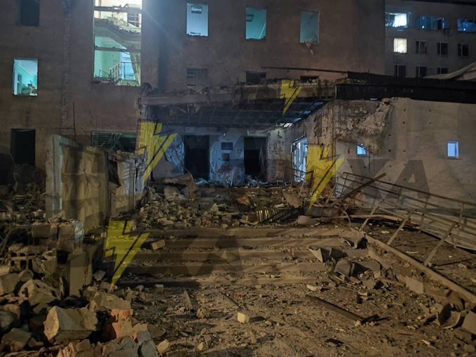 Rusi zmenili taktiku bombardovania, odniesol si to Charkov