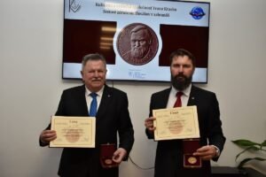 Cena Ondreja Štefanka – Ocenenie osobností slovenského zahraničia Cena Ondreja Štefanka – Ocenenie osobností slovenského zahraničia
