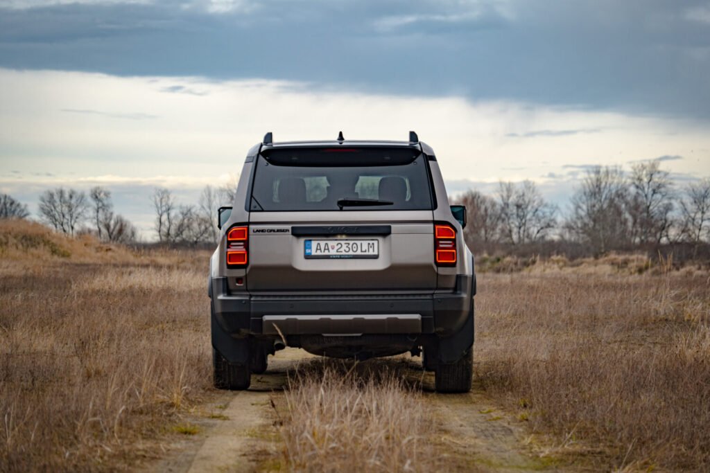 TEST Toyota Land Cruiser: Motýle v brušku TEST Toyota Land Cruiser: Motýle v brušku